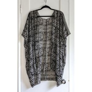 B&W Paisley Floral Shrug